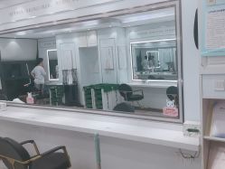 -镁连社·美联社