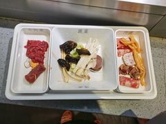 -成都你六姐·牛肉冒菜(城市集市合生汇店)