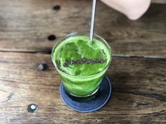 -ROAST coffee & eatery