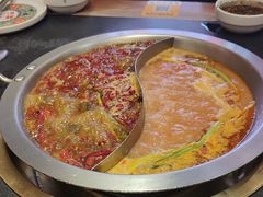 -沸炉重庆老火锅(军事博物馆店)