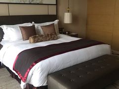 -天津梅江中心皇冠假日酒店