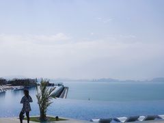 -三亚湾海居铂尔曼度假酒店