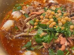 -张翻越·川渝冒菜·武汉黑鸭煲(城北万象城店)