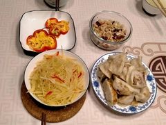 -爱的果实月嫂育婴师(世纪东方店)