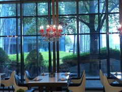 -上海虹桥西郊假日酒店