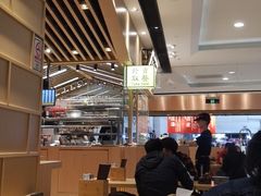 大堂-狮头牌卤味研究所·卤味饭(花城汇南区店)