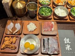 -银米·云南传统过桥米线(双廊黑金冠店)