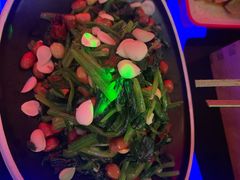 -路边边地标烧烤·川菜·小龙虾·音乐酒馆(良乡长虹店)