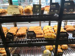 -红跑车蛋糕世界(网巾市店)