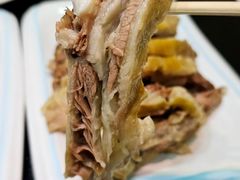 -贯贯吉·清真餐厅(浙江中路店)