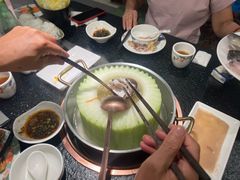 -得意咚瓜·顺德鱼生·冬瓜火锅(深圳首店)