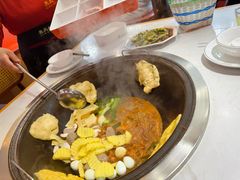 -鲁员外地锅鸡地锅鱼(古墩路店)