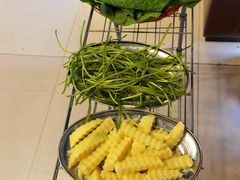 -老石黑山羊毛驴肉火锅(金凯广场店)