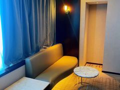 -上海龙之梦万丽酒店