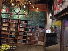 -童年小筑餐厅(申花路店)