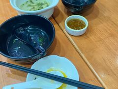 -莱莱小笼·乔艾