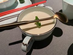 -左庭右院鲜牛肉火锅黑金店(陆家嘴中心店)