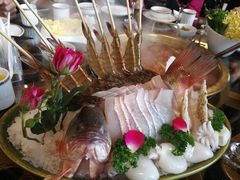-小天鹅火锅·一线江景洪鼎旗舰店(洪崖洞店)