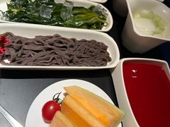 -海底捞火锅智慧餐厅(中骏世界城店)