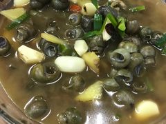 -龙井源餐厅(龙井峡漂流店)