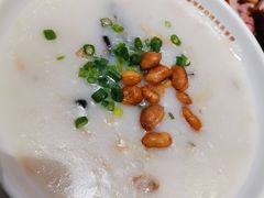 -香港新发烧腊茶餐厅(水围店)