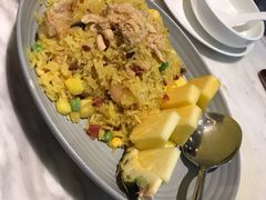 菠萝海鲜炒饭-星洲小聚·东南亚菜(中航城君尚店)