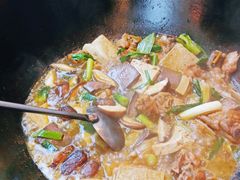 -曹丞相·地锅鸡·地锅鱼(武林店)