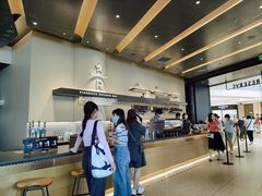 -星巴克臻选(上海合生汇1F店)