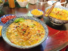 -粉家柳州螺蛳粉(杨宅路店)