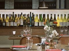 -肆海小川菜酒馆Wine Bistro (青年路店)