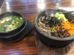 牛肉石锅拌饭-意成料理