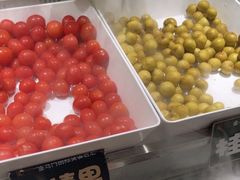 -金马门国际美食百汇(珞喻路店)