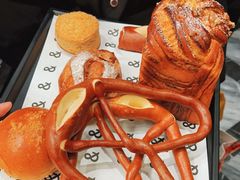 -BUTTERFUL&CREAMOROUS 黄油与面包(三里屯太古里店)