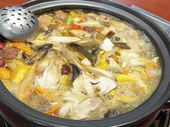 -菌之家·专业纯野生菌火锅·特色炒菌
