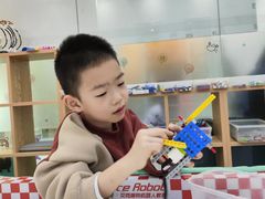 -艾克瑞特机器人教育(金狮校区)