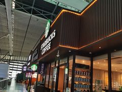 -星巴克(青岛火车北站候车大厅店)