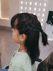 -苏豪美发S A L O N烫发染发
