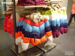 -NIKE上海青浦换季优惠店