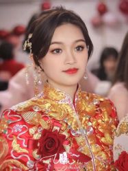 -予白婚纱礼服馆