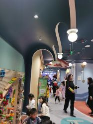 -奈尔宝家庭中心·亲子餐厅(北京东坝万达店)