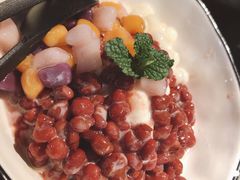 红豆雪花冰-老头儿油爆虾·1987杭州烟火味(湖滨银泰in77D区店)