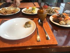 -武汉世茂希尔顿酒店·汇·全日餐厅
