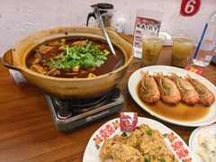 臭豆腐肥肠鸡煲-谢记上海大排档(长寿路店)