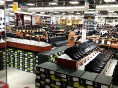 -云柏鞋业(十里堡店)