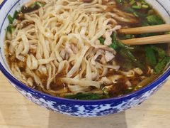 -镇南锅盖面馆(解放路店)