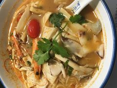 -美奈小馆·越南料理(中航城君尚购物中心店)