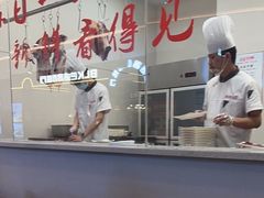 -浪里寻·臻牛养生牛肉火锅(方圆荟店)