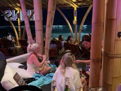 -FINNS Beach Club