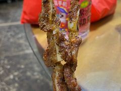 -亨利烧烤(理想山店)
