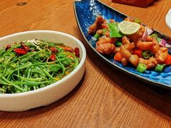 -老滇山寨•云南特色菜•地方菜•民族风情歌舞表演(金碧店)